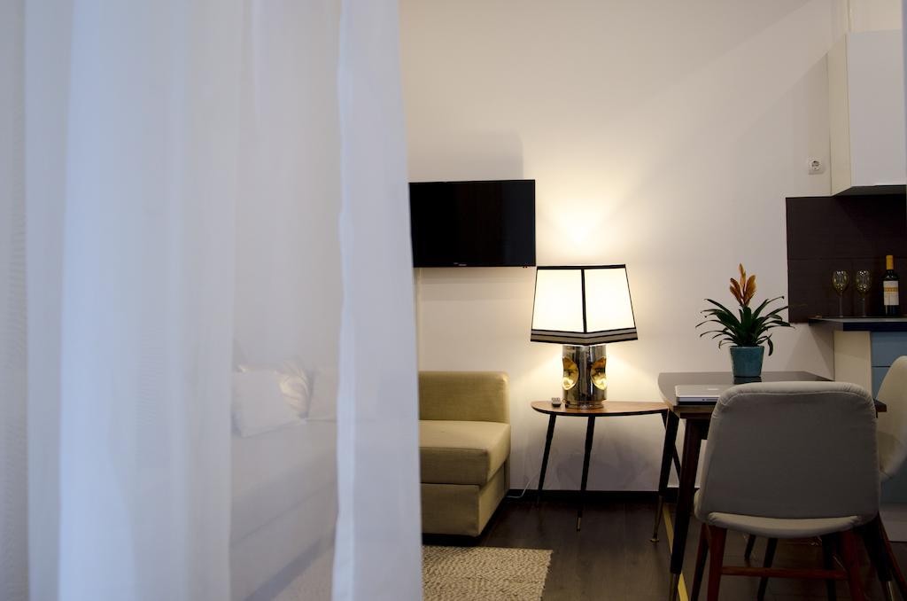 Paulay Design Apartment Будапеща Екстериор снимка